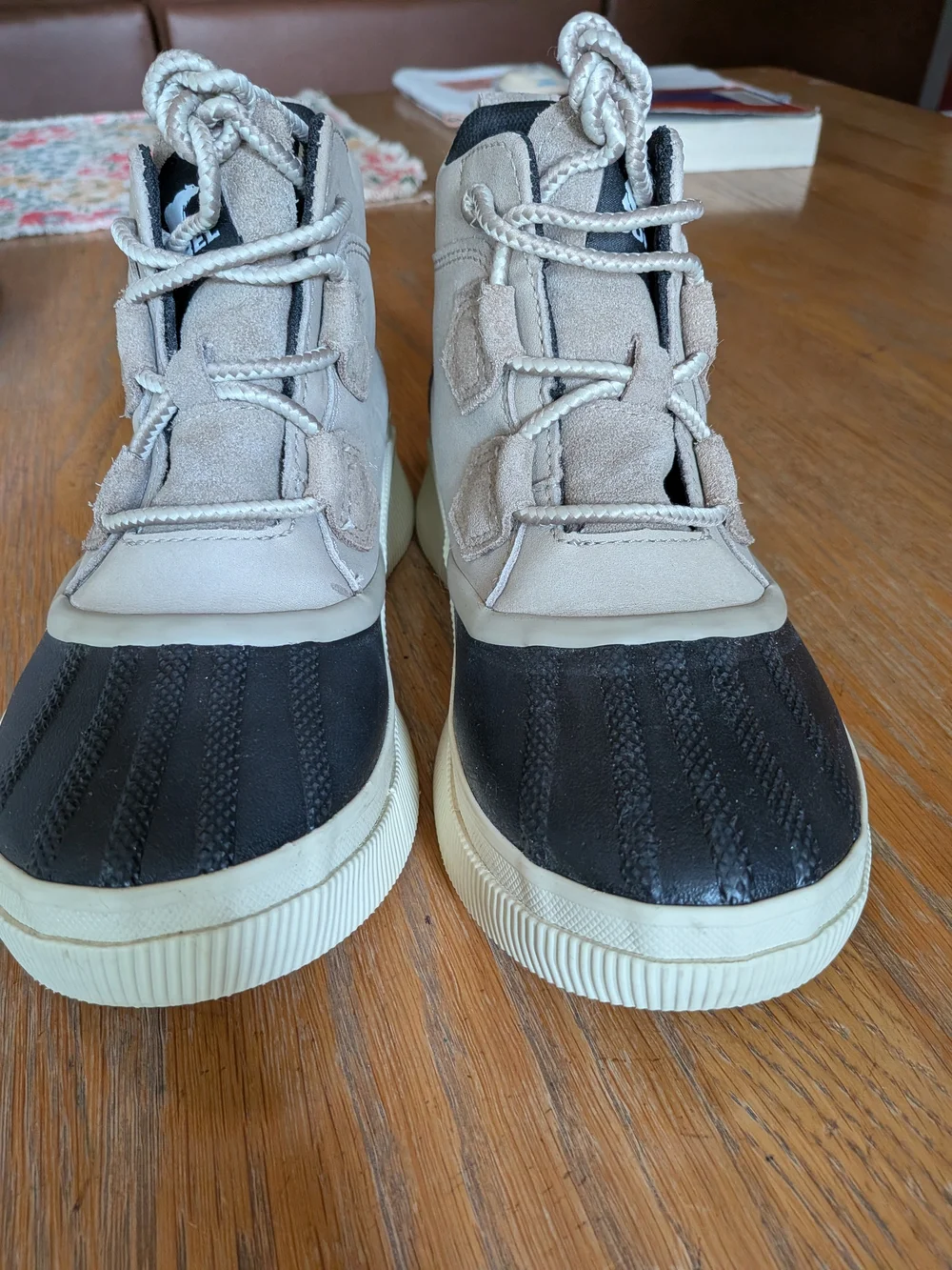 Sorel high top